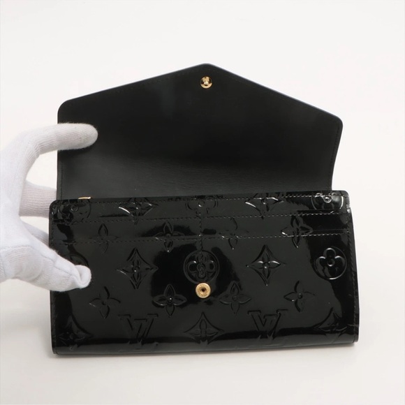 Limited Edition LV Sarah Wallet ♥️ - Picture 3 of 7